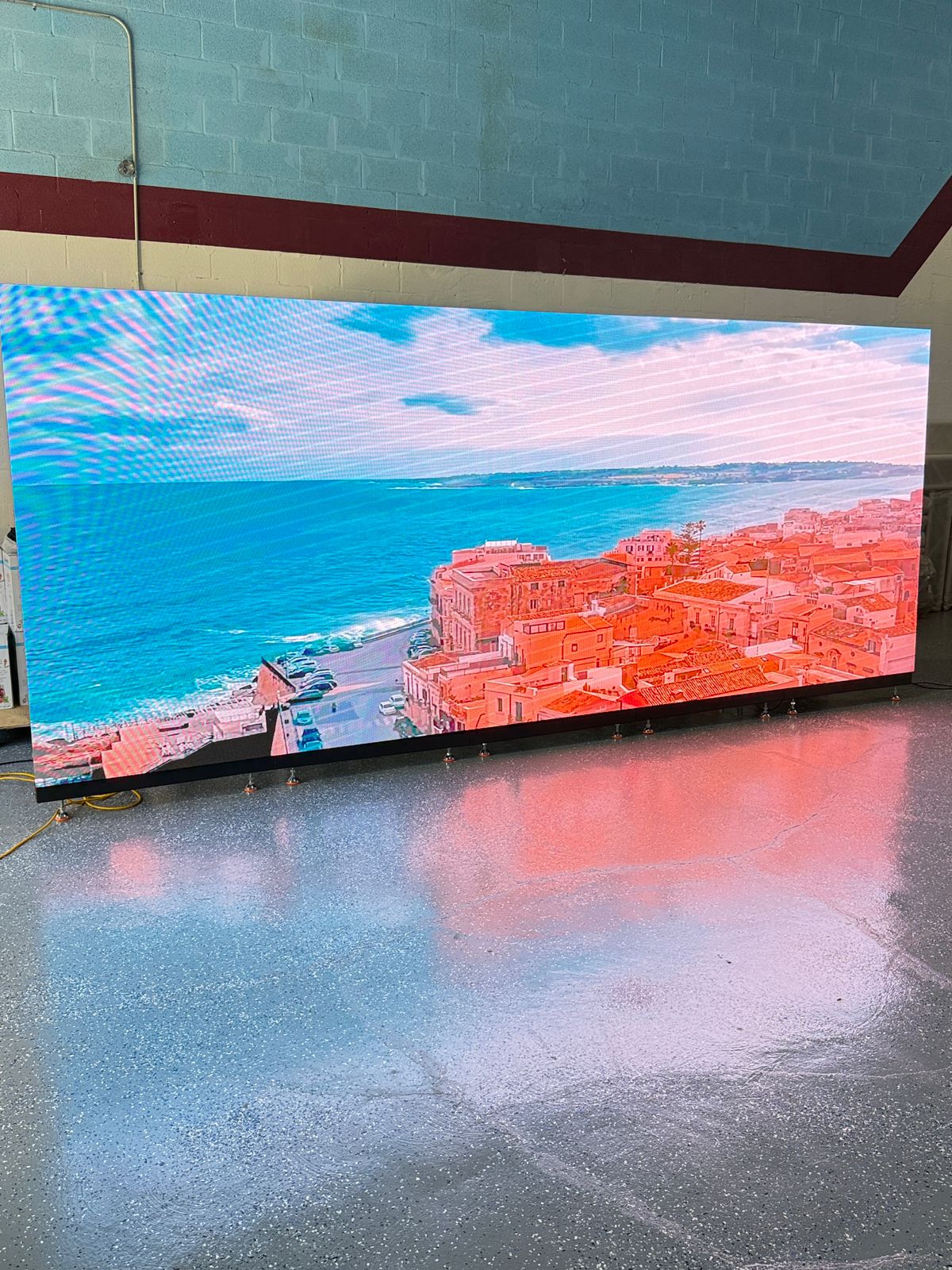 LED Screen P2.9 Exterior 196.85x78.74 (Only Screen)