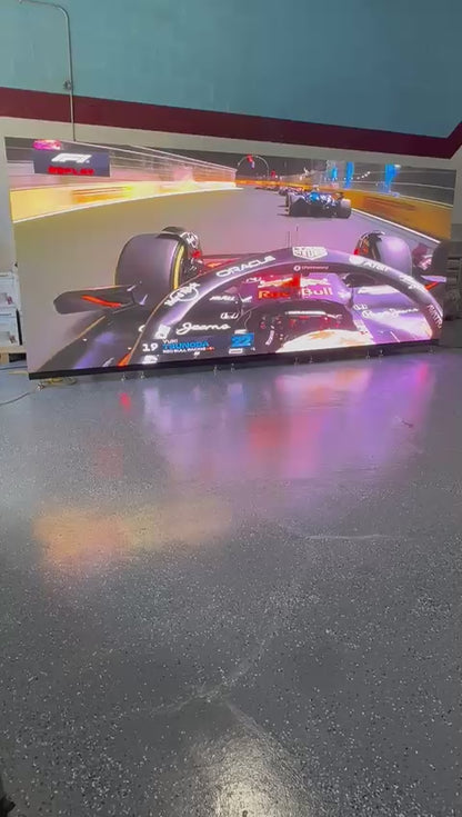 LED Advertising Screen with 4-Ton Lifting Crane 196.85x78.74